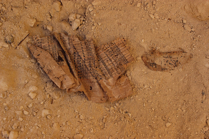 Wadi el-Jarf papyri in situ, photograph by G. Pollin